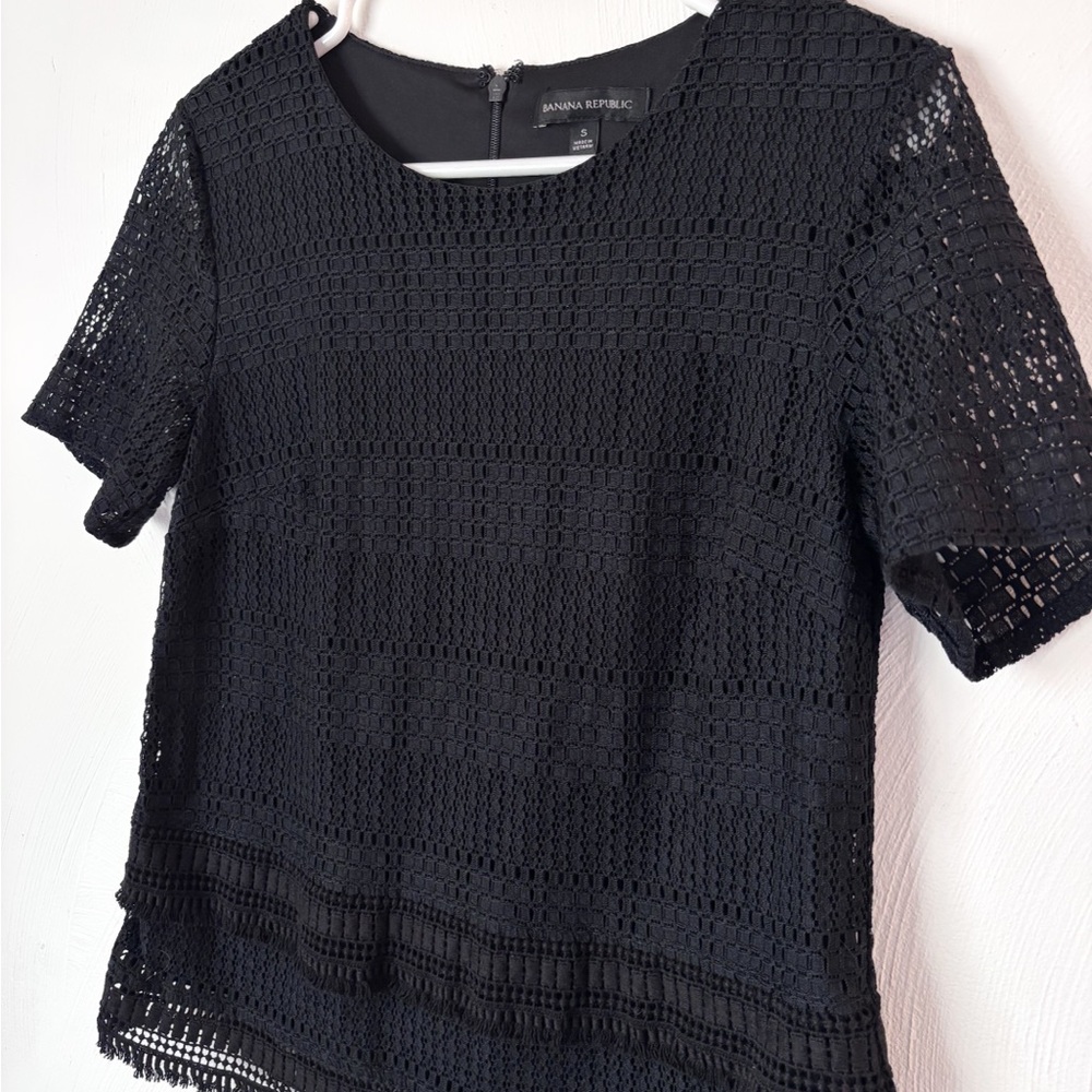 Banana Republic Top Black Crochet Knit - Picture 2 of 7